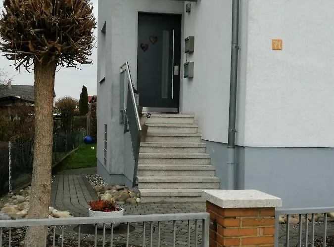 Gemütliches Mit Eigenem Bad/wc/küche Kassel